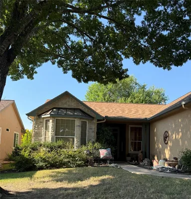 Property Slideshow image 3 of 30 | 117 dewberry dr, Georgetown, TX, 78633