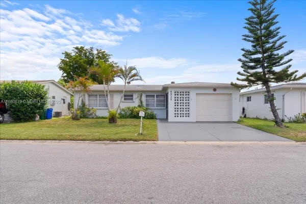 Property Slideshow image 2 of 30 | 6930 nw 11th ct, Margate, FL, 33063