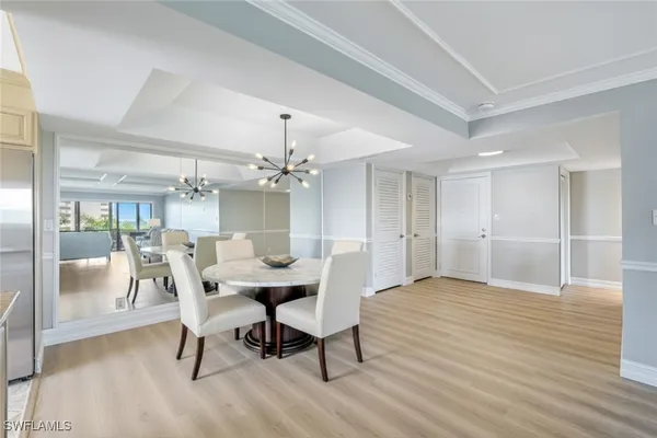 Property Slideshow image 3 of 28 | 3430 gulf shore blvd 5j, Naples, FL, 34103