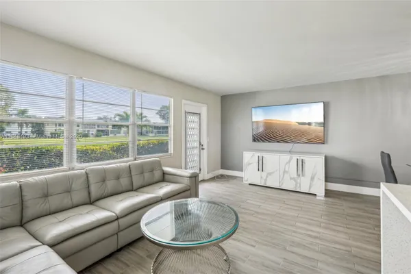 Property Slideshow image 3 of 21 | 77 westbury d # 77, Deerfield Beach, FL, 33442