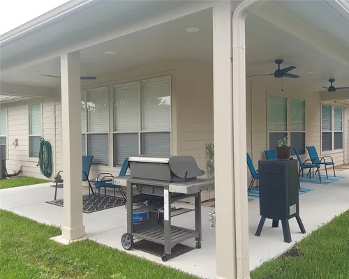 Property Slideshow image 2 of 31 | 2211 w marsala dr, Pearland, TX, 77581