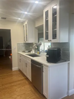 Property Slideshow image 2 of 53 | 8221 nw 14th st, Plantation, FL, 33322