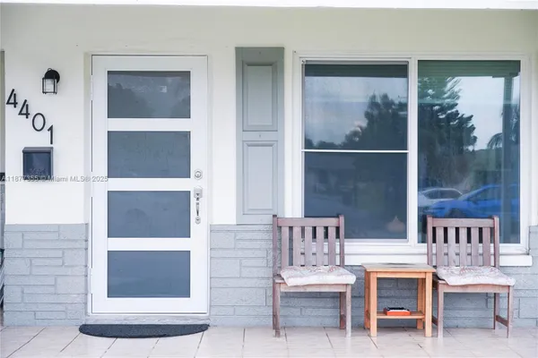 Property Slideshow image 2 of 26 | 4401 nw 45th st, Tamarac, FL, 33319