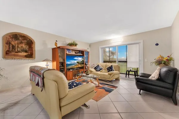 Property Slideshow image 3 of 25 | 1101 sw 128th ter 309c, Pembroke Pines, FL, 33027