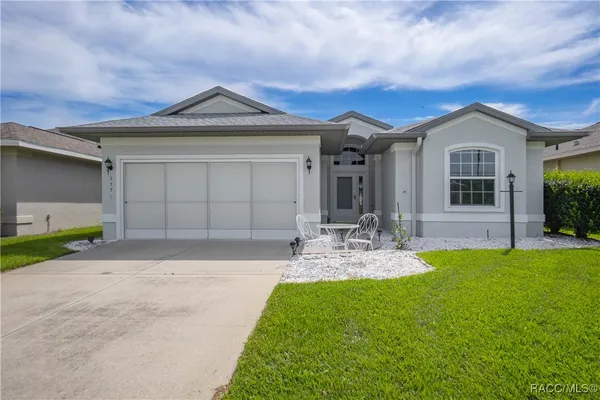 Property Slideshow image 2 of 46 | 2371 n andrea pt, Lecanto, FL, 34461