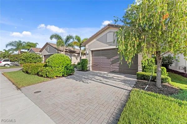 Property Slideshow image 3 of 50 | 16312 molise pl, Bonita Springs, FL, 34135