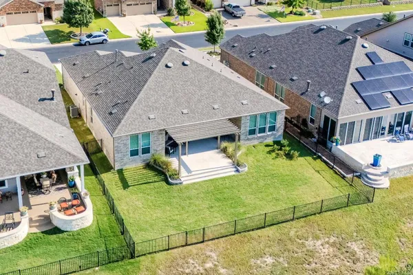 Property Slideshow image 3 of 40 | 226 fairway ridge rd, Georgetown, TX, 78633