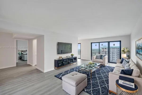Property Slideshow image 2 of 74 | 1201 s ocean dr 2509s, Hollywood, FL, 33019