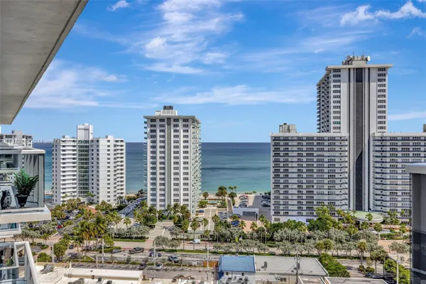 Property Slideshow image 3 of 62 | 3300 ne 36th st 1712, Fort Lauderdale, FL, 33308