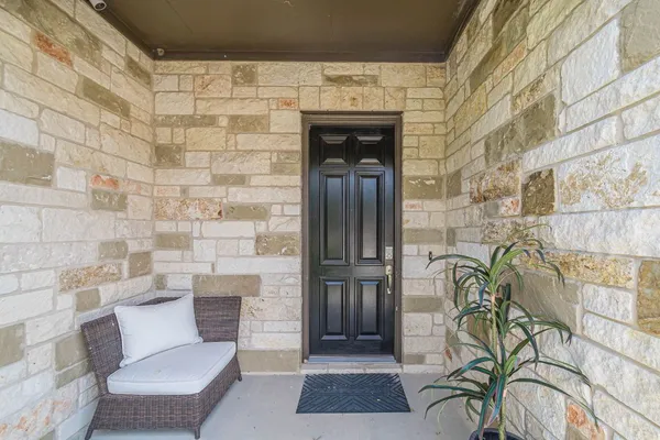 Property Slideshow image 3 of 40 | 318 dancing oak ln unit 104, San Marcos, TX, 78666