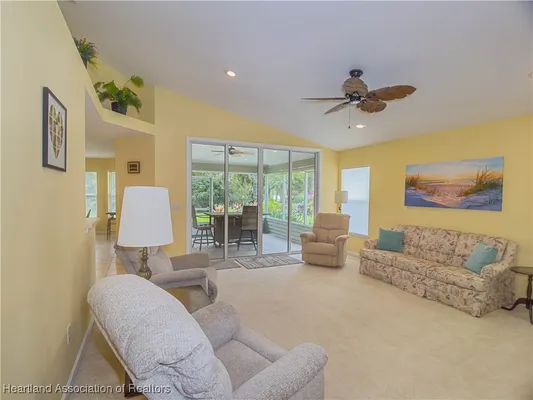 Property Slideshow image 2 of 44 | 3024 oakhill dr, Avon Park, FL, 33825