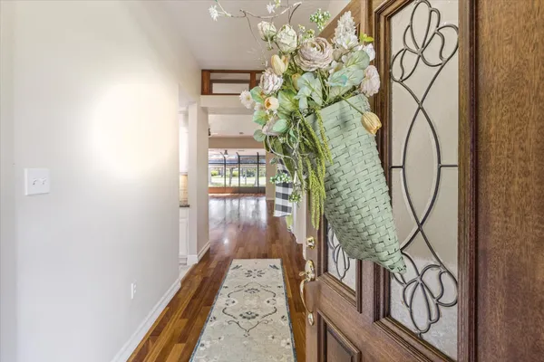 Property Slideshow image 2 of 19 | 3326 s country meadows ln, Pearland, TX, 77584