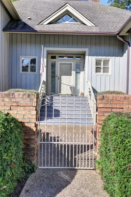 Property Slideshow image 2 of 37 | 152 warehams pt, Williamsburg, VA, 23185