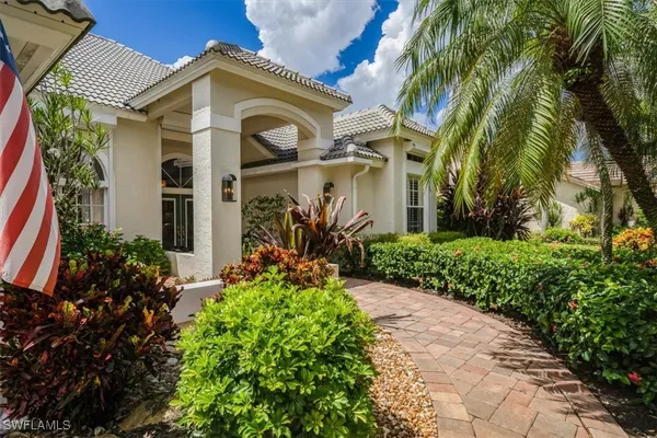 Property Slideshow image 3 of 50 | 215 monterey dr, Naples, FL, 34119