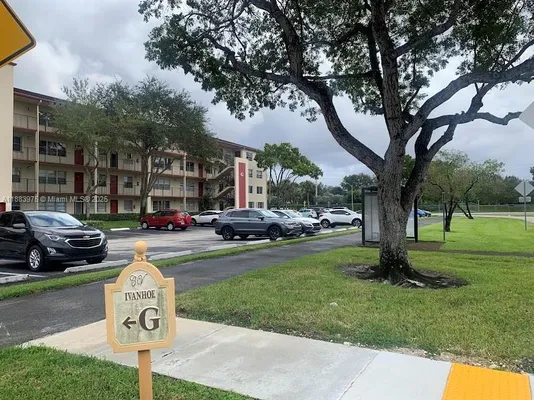 Property Slideshow image 2 of 17 | 1551 sw 135th ter 310g, Pembroke Pines, FL, 33027