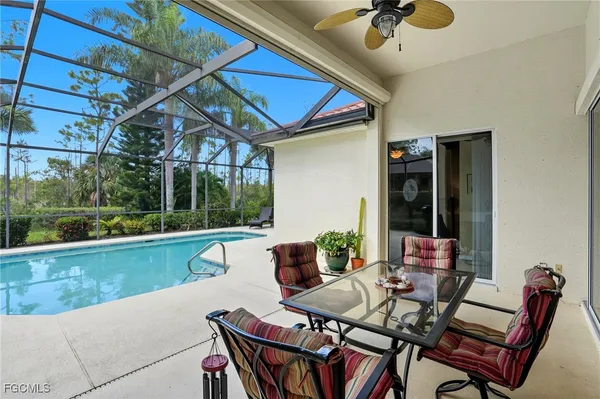 Property Slideshow image 3 of 50 | 9104 shadow glen way, Fort Myers, FL, 33913