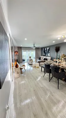 Property Slideshow image 3 of 58 | 300 sw 130th ter 407b, Pembroke Pines, FL, 33027