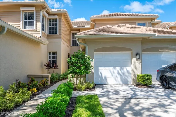 Property Slideshow image 3 of 38 | 25160 sandpiper greens ct 202, Bonita Springs, FL, 34134