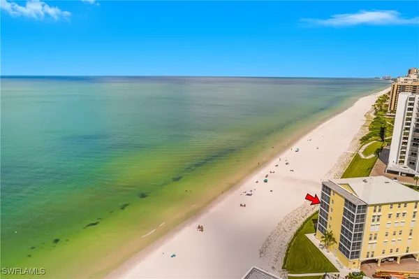 Property Slideshow image 2 of 48 | 3483 gulf shore blvd 401, Naples, FL, 34103