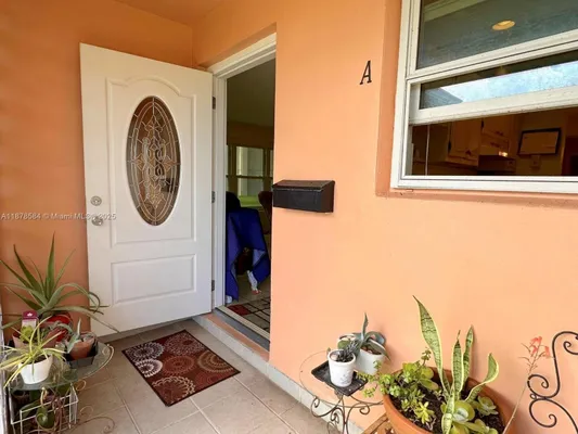 Property Slideshow image 3 of 32 | 285 n high point blvd a, Boynton Beach, FL, 33435