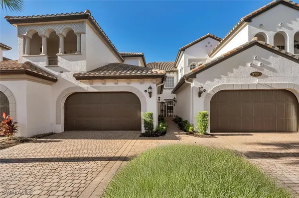 Property Slideshow image 2 of 50 | 3720 montreux ln 203, Naples, FL, 34114