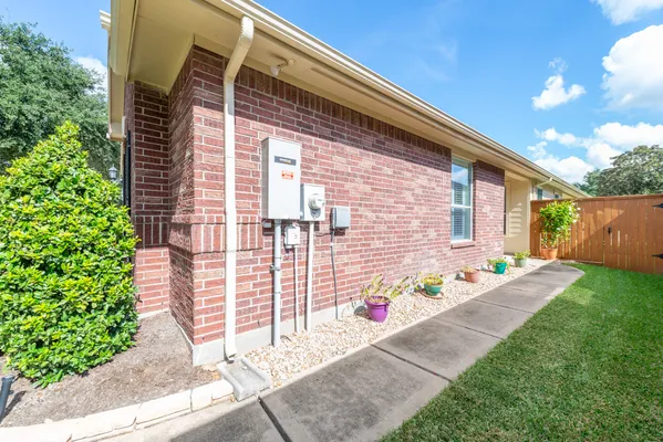 Property Slideshow image 3 of 4 | 5315 thorngate ct, Katy, TX, 77494