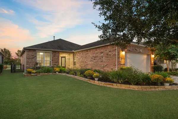 Property Slideshow image 2 of 50 | 3503 anchor cv, Richmond, TX, 77469