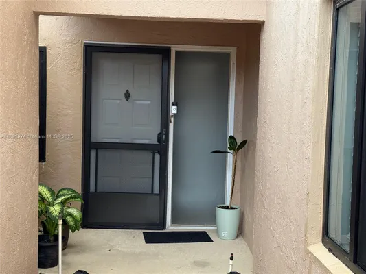 Property Slideshow image 3 of 30 | 8204 summerbreeze ln, Boca Raton, FL, 33496