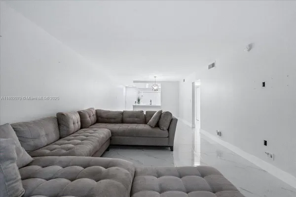 Property Slideshow image 2 of 23 | 2303 lucaya ln e2, Coconut Creek, FL, 33066