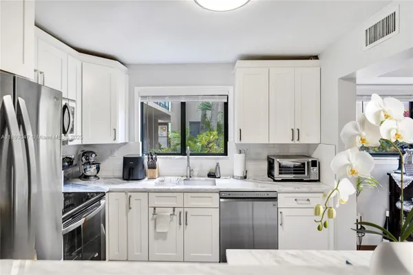 Property Slideshow image 2 of 37 | 15126 ashland st apt 229, Delray Beach, FL, 33484