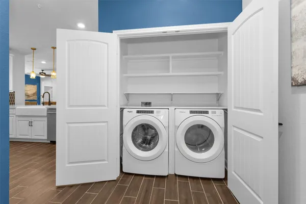 Property Slideshow image 3 of 37 | 6804 westview dr apt 2207, Houston, TX, 77055