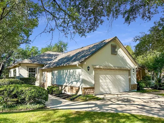 Property Slideshow image 2 of 40 | 115 golf view dr, Georgetown, TX, 78633