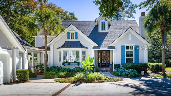 Property Slideshow image 2 of 85 | 664 colonial dr, Hilton Head Island, SC, 29926