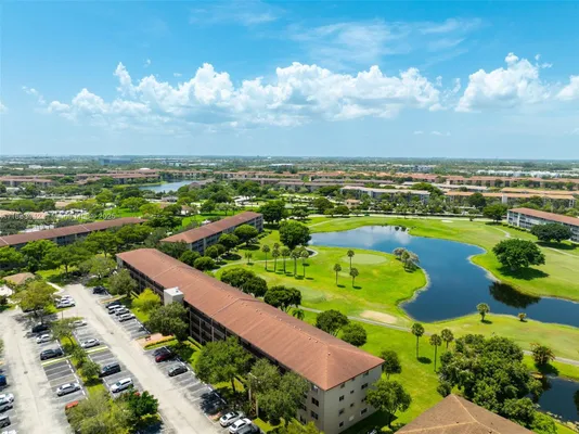 Property Slideshow image 2 of 39 | 850 sw 133rd ter b312, Pembroke Pines, FL, 33027