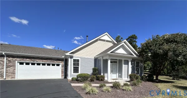 Property Slideshow image 3 of 23 | 5734 magnolia shore ln, Chester, VA, 23831