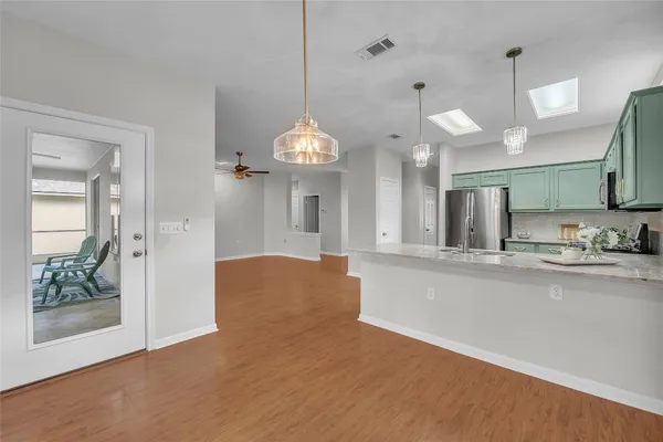 Property Slideshow image 3 of 20 | 134 whispering wind dr, Georgetown, TX, 78633