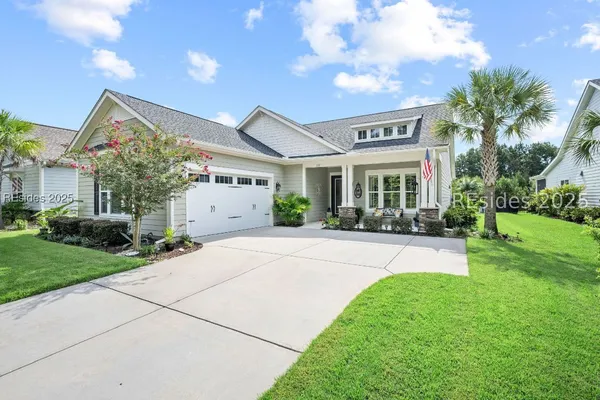 Property Slideshow image 3 of 72 | 162 sand lapper cv, Bluffton, SC, 29910
