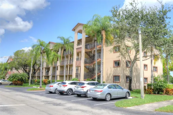 Property Slideshow image 2 of 25 | 13455 sw 16th ct f114, Pembroke Pines, FL, 33027