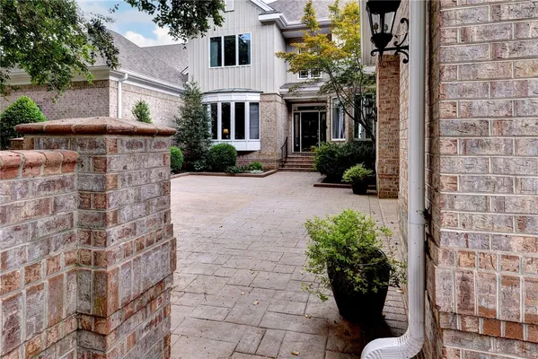 Property Slideshow image 3 of 42 | 215 rivers edge, Williamsburg, VA, 23185