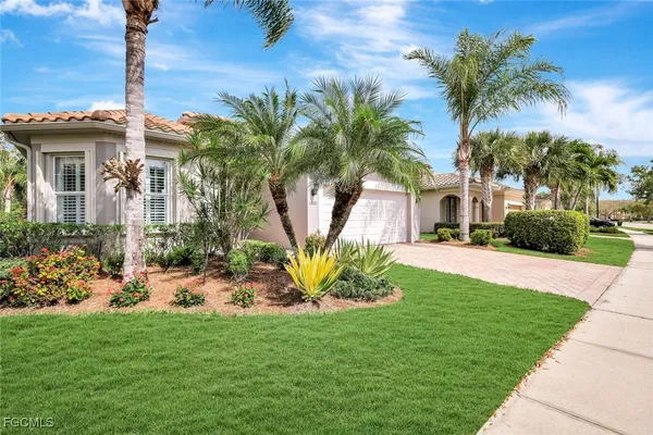 Property Slideshow image 3 of 42 | 12121 chrasfield chase, Fort Myers, FL, 33913