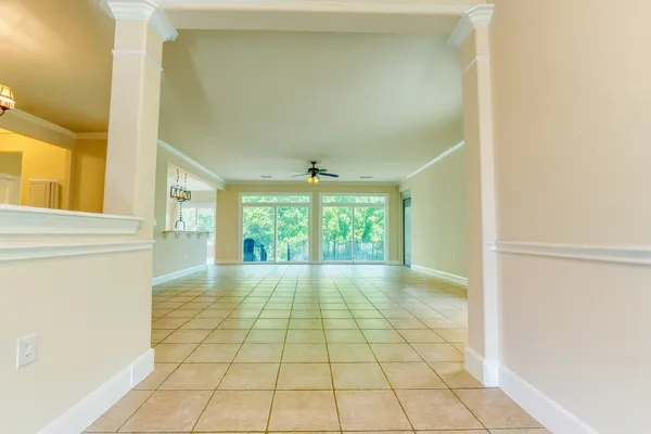 Property Slideshow image 3 of 34 | 209 summit st, Georgetown, TX, 78633