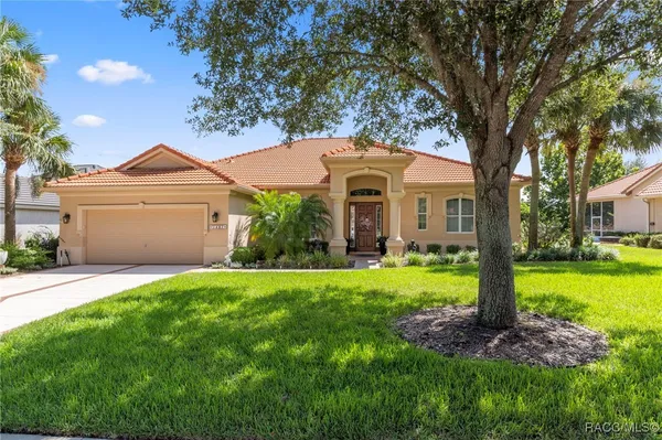 Property Slideshow image 2 of 72 | 1487 n ridge meadow path, Hernando, FL, 34442
