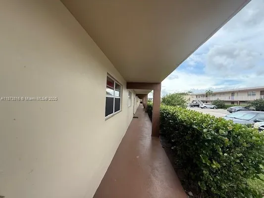 Property Slideshow image 3 of 34 | 7500 nw 5th pl apt 103, Margate, FL, 33063