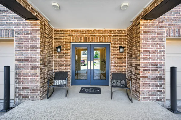 Property Slideshow image 2 of 36 | 6804 westview dr apt 1207, Houston, TX, 77055