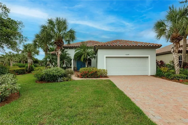 Property Slideshow image 2 of 50 | 13405 citrus creek ct, Fort Myers, FL, 33905