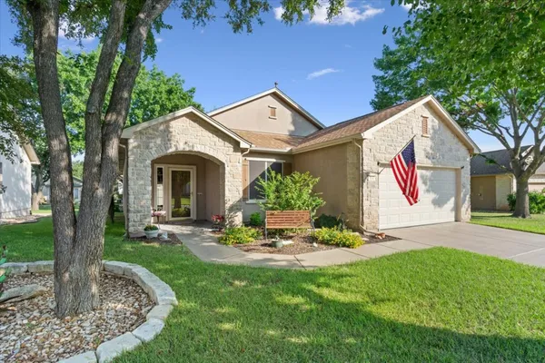 Property Slideshow image 2 of 21 | 104 lynn cv, Georgetown, TX, 78633