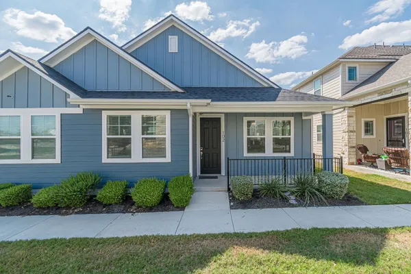 Property Slideshow image 3 of 34 | 104 menard dr # 102, San Marcos, TX, 78666