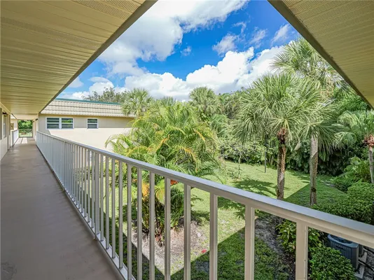 Property Slideshow image 3 of 21 | 30 vista gardens trl 204, Vero Beach, FL, 32962