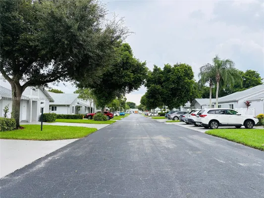 Property Slideshow image 3 of 43 | 8957 meadowlark way, Boca Raton, FL, 33496