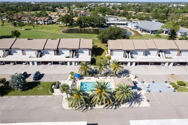 Property Slideshow image 2 of 37 | 5710 trailwinds dr apt 525, Fort Myers, FL, 33907